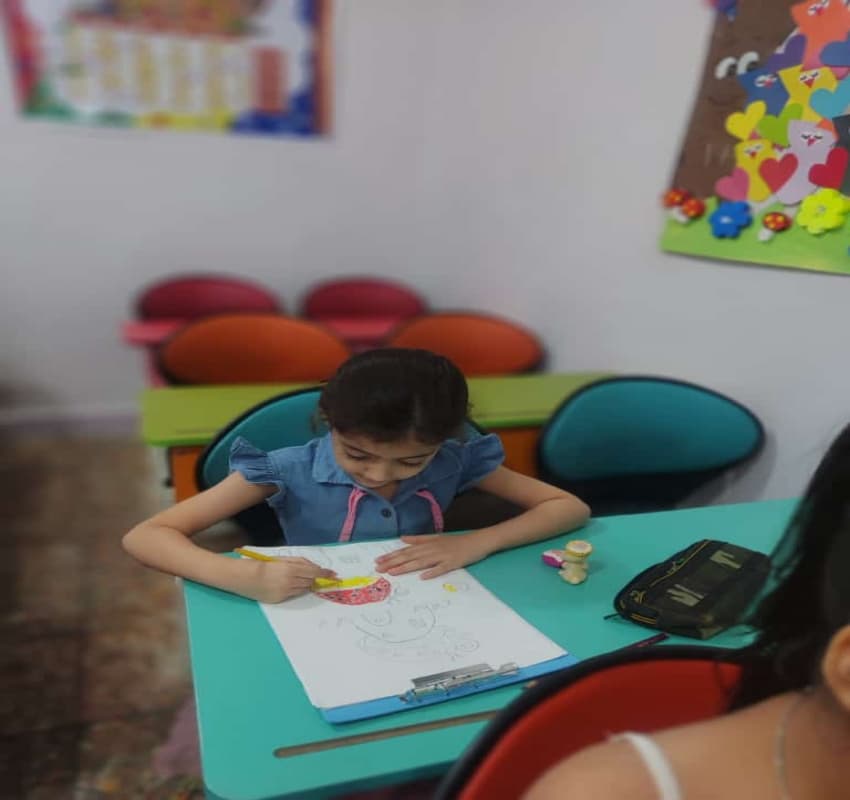 آموزشگاه دانش پویان